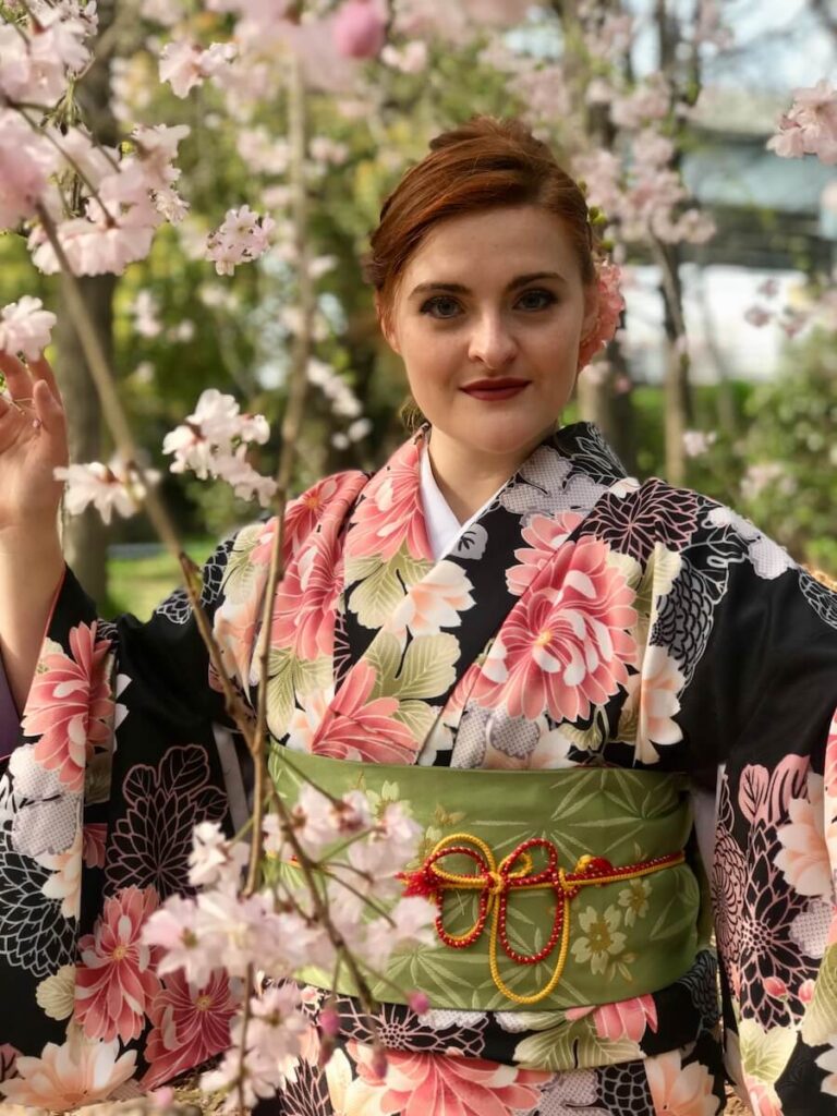 Red haired girl in kimono in Tokyo