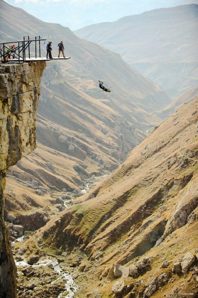 bungee jumping, Thinking About Bungee Jumping? Read This Guide First!