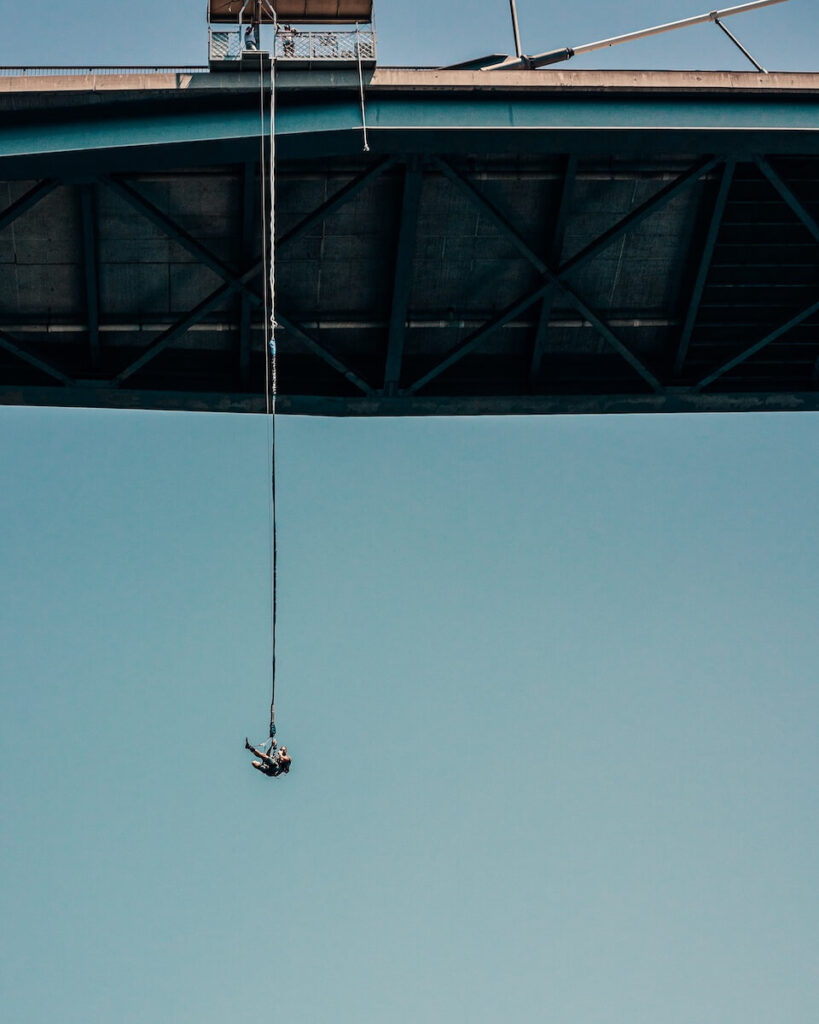 bungee jumping, Thinking About Bungee Jumping? Read This Guide First!