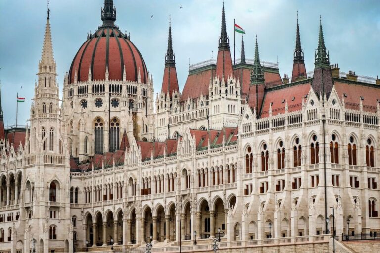 Budapest Parliament building to put on your Budapest Bucket List