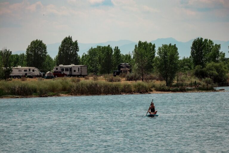 Coloradans partaking in water at Saint Vrain State Park.