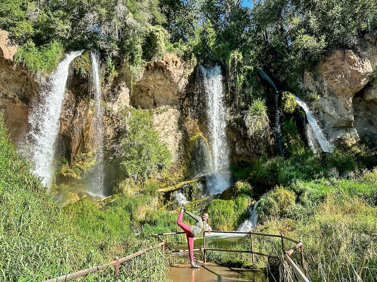 Best Glenwood Springs Hike, Best Glenwood Springs Hike with Waterfalls &#8211; Hanging Lake vs Rifle Falls Showdown