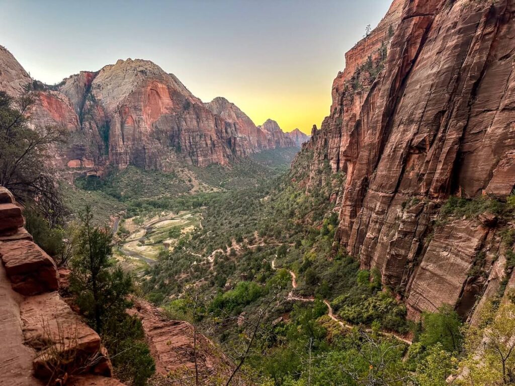 Angels landing, Angels Landing Tips: How Not to Panic, Plummet, or Pee Yourself